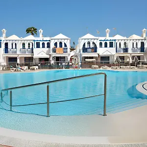  Apartamento Playmar Entire Newly Renovated With Ultra Fast Wi-fi España